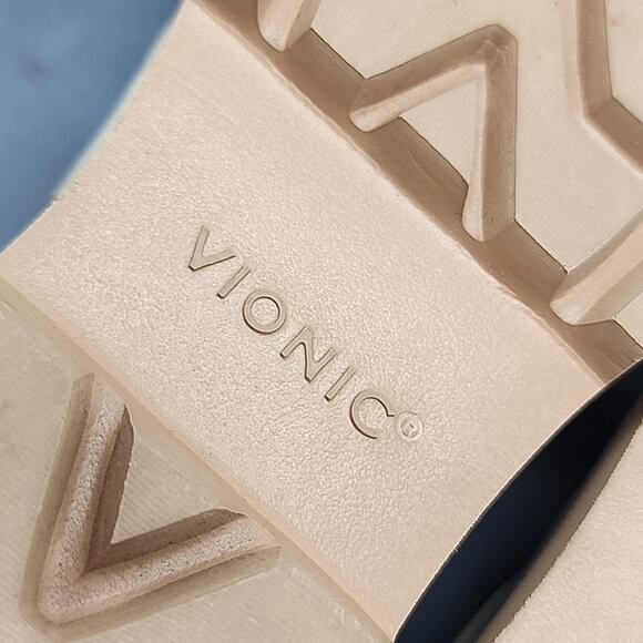 VIONIC KENSLEY PLATFORM SLIP ON LOAFERS PATENT LEATHER WOMEN 6.5 NWOB - Picture 14 of 16